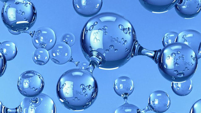 The Hydration Boost: Exploring the Benefits of Hyaluronic Acid Infused Makeup Products