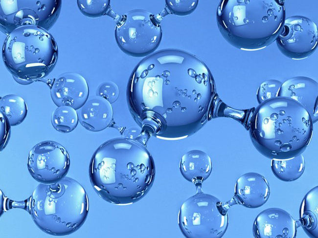 The Hydration Boost: Exploring the Benefits of Hyaluronic Acid Infused Makeup Products